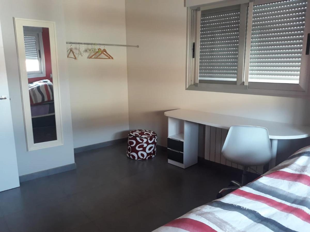 הוילה Montichelvo Casa Del Pueblo מראה חיצוני תמונה