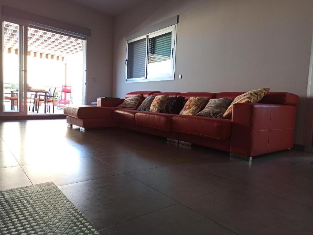 הוילה Montichelvo Casa Del Pueblo מראה חיצוני תמונה